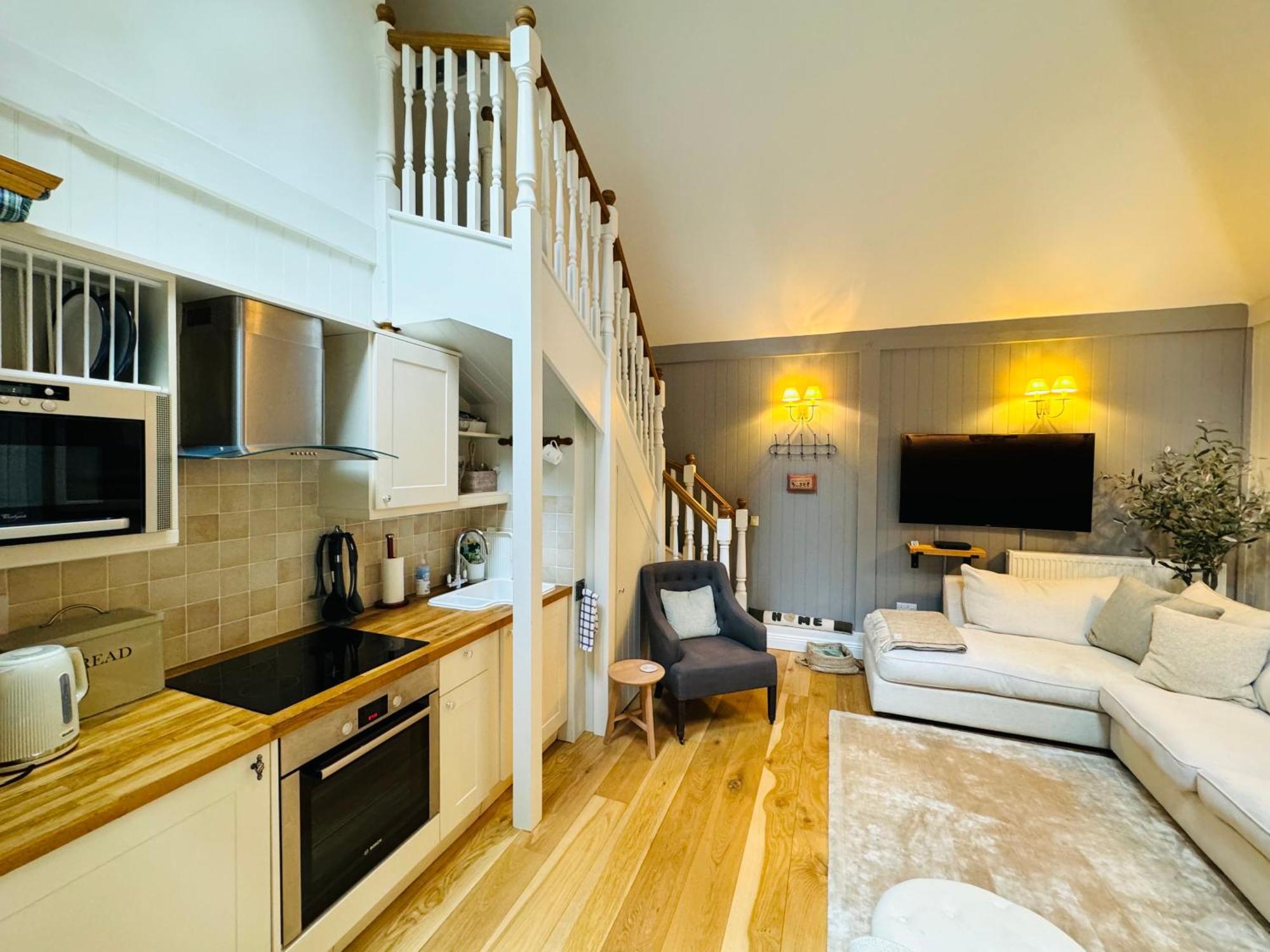 Little Woodside A Beautiful New Forest Self Contained Private Luxury Annexe New Milton Exterior photo